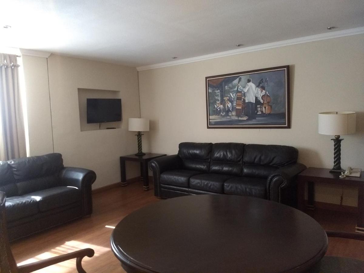 מונטריי Rose Hotel מראה חיצוני תמונה